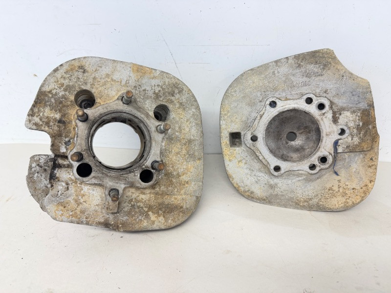 1988 Kawasaki KDX 200 Cylinder Jug and Head Cover 11005-1530 11001