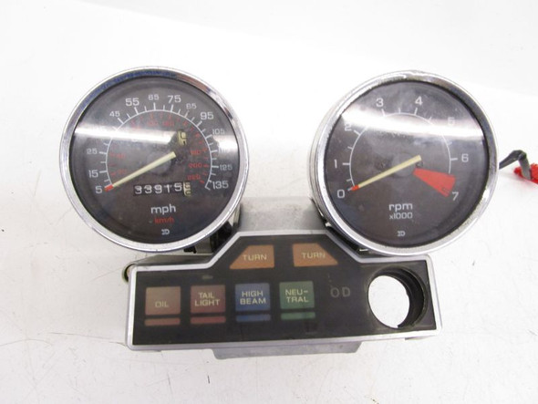 86 Honda VT 1100C Shadow  Speedometer Instrument Cluster Meter 37200-MG8-672