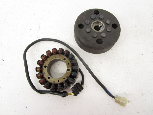 85 Honda VF 700 S Sabre  Stator Ignition Flywheel Magneto 31100-MB0-871