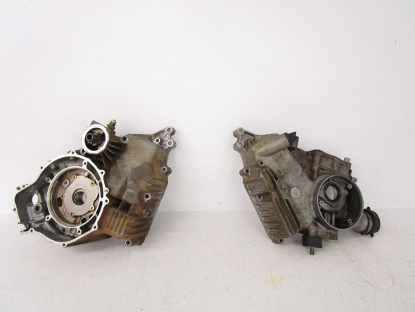 05 Polaris Magnum 330 2wd Cases Left Right Crankcase 3087125 2002-2013