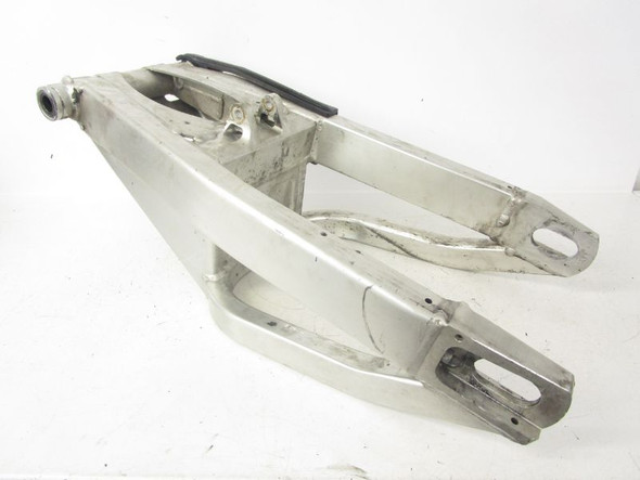 01 Yamaha YZF R1 Swingarm 5JJ-22110-01-00 2000-2001