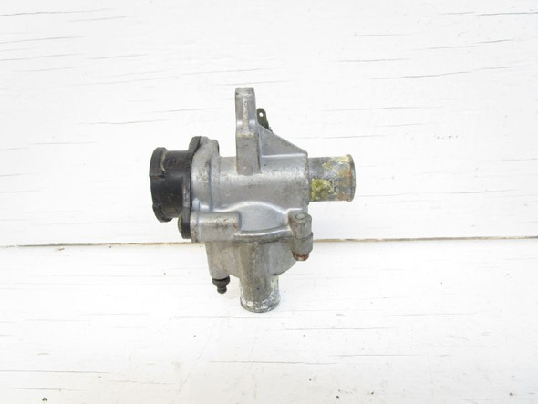 1986-1987 Kawasaki ZX 1000 GPZ Thermostat Housing 16160-1100