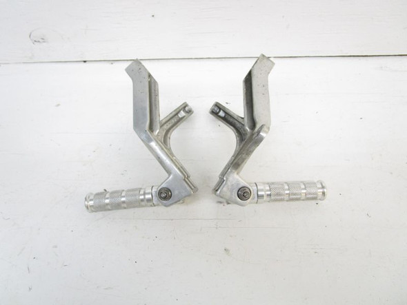 1996-2007 Yamaha YZF 600 Passenger Foot Pegs Mounts 4JH-2742L-10-00