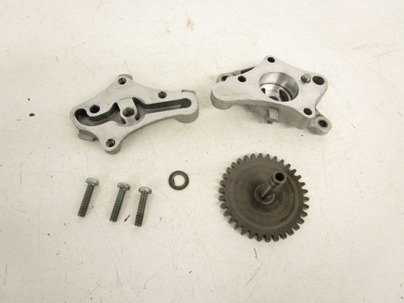 91 Honda TRX 250 X 250X Oil Pump Housing Gear 15140-HC0-000 1987-1992