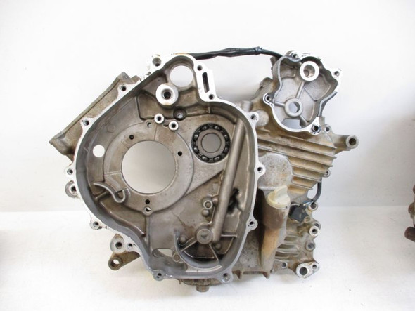 02 Yamaha Grizzly 660 Cases Left Right Crank Case 99999-03456-00 2002-2004