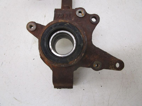 98 Yamaha YFM 600 Grizzly Right Steering Knuckle 4WV-23502-00-00 1998