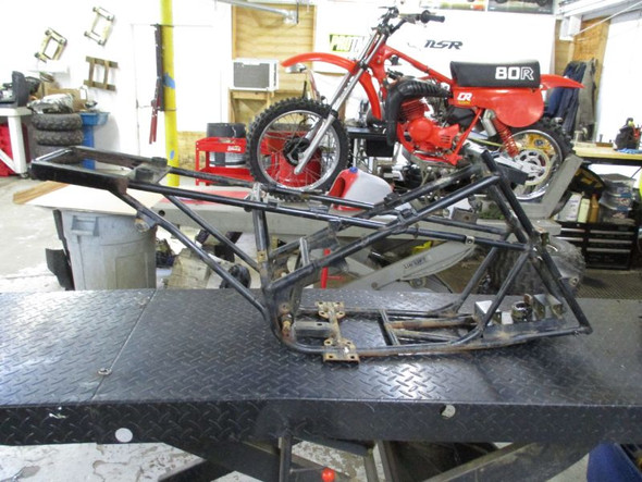 97 Honda TRX 90 Frame Chassis *BOS* 50100-HF7-000ZB 1993-1998