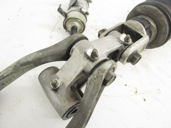 92 Kawasaki ZX 1100 C ZX11 Rear Tail Grip Support Bracket