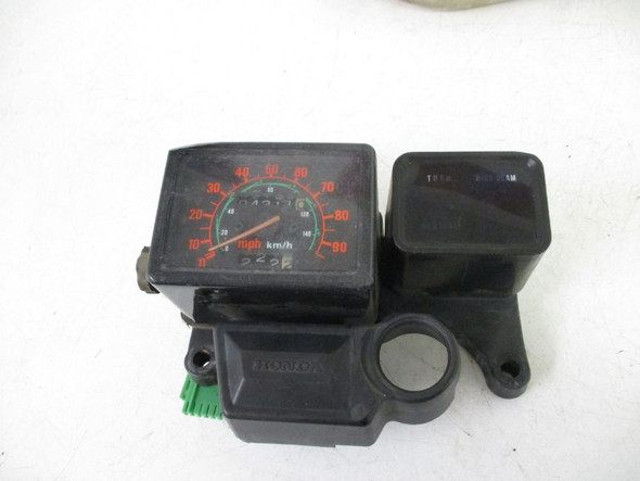 1985 Honda XL 350R Speedometer Meter 37200-KL3-7770