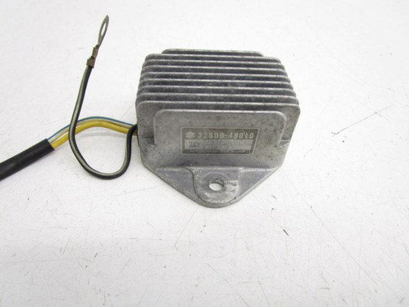 78 79 Suzuki GS 1000 1100 Voltage Regulator Rectifier 32500-49010 #2