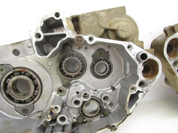 99 Yamaha YZ 400 F YZ400F Crankcases Cases Left Right 5BE-15100-03-YX 1998-2001
