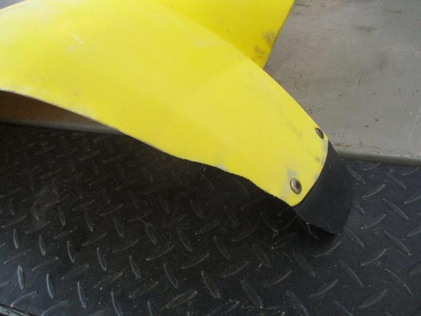 83 84 85 Yamaha YTM 200 Yellow Rear Fender 21V-21611-00-00 1983-1985