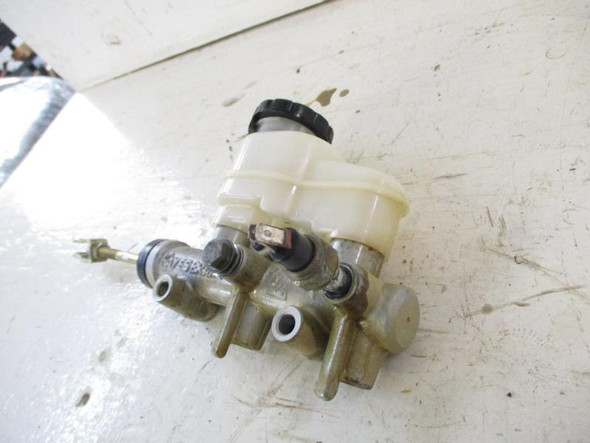 12 Polaris RZR 900 XP Brake Master Cylinder 1911699 2011-2013