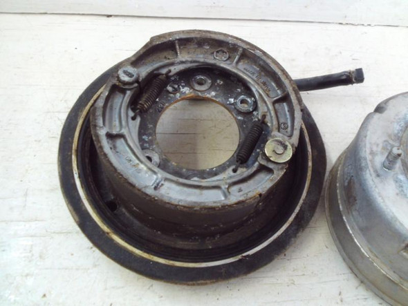 96 Suzuki LTF 250 Quadrunner 2wd Rear Brake Backing Plate Drum 1987-2001 96 Suzuki LTF 250 Quadrunner 2wd Rear Brake Backing Plate Drum 1987-2001