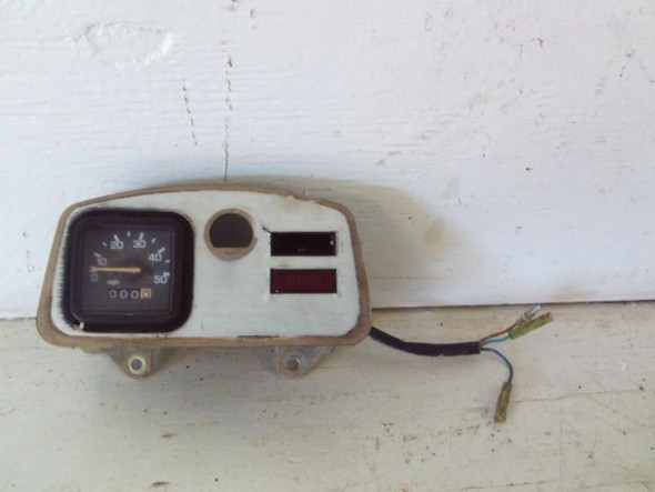 86 Yamaha YFM 225 #2 Moto 4 Speedometer Speedo 2NL-8351A-A0-00 1986-1988
