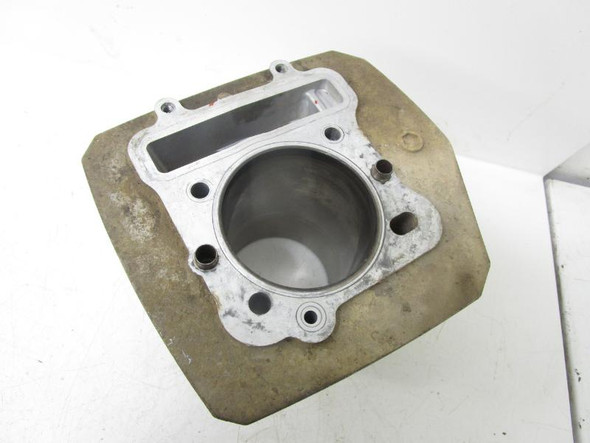 95 Kawasaki Lakota KEF 300 Front Wheel Hub 49030-1084 1995-2003