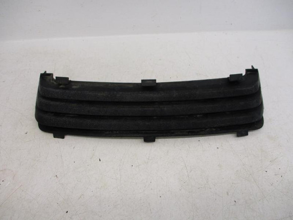 88 Yamaha YFP 350 Terrapro Center Grill Piece 2NL-2172A-00-00 1988