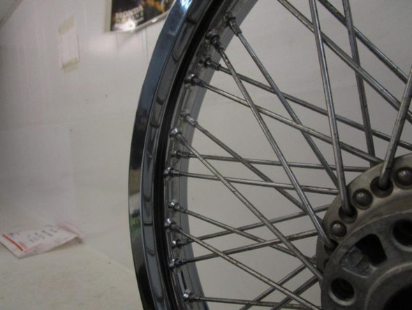 93 Suzuki VS 1400 Intruder Front Rim 19 x 21.5. 55311-38B03 1987-2003