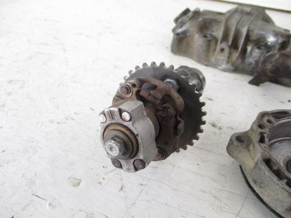 84 Honda ATC 200 M Cylinder Head Cam Valves 12000-427-305 1980-1986