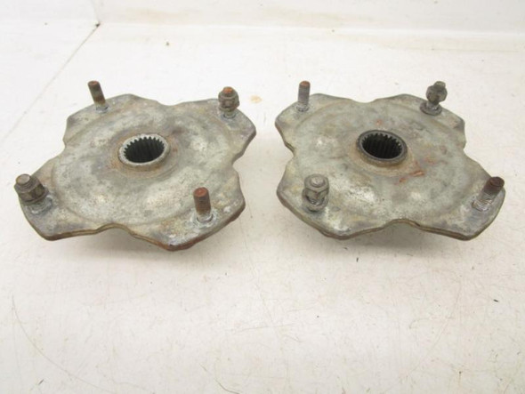 84 Honda ATC 125 M Rear Wheel Hubs 42410-958-671