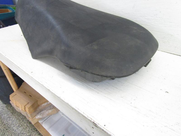 2005-2006 05 06 John Deere Trail Buck 500 Seat Pan Foam 708000283 #2