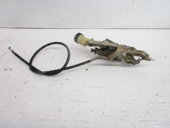 02 Yamaha YFM 660 Grizzly OEM Rear Master Cylinder 5KM-2583V-00-00 2002-2008 02 Yamaha YFM 660 Grizzly OEM Rear Master Cylinder 5KM-2583V-00-00 2002-2008