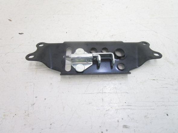 24 Yamaha MT10 Seat Latch Bracket Lock B67-2478X-00-00 2018-2025