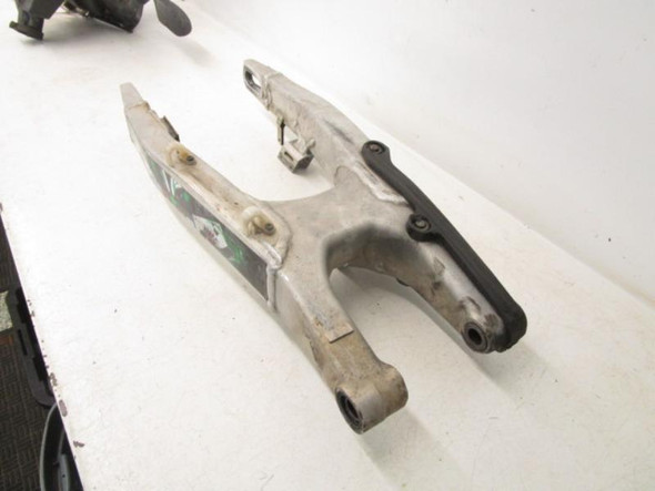 13 Kawasaki KX 250 F KXF 250 Rear Swingarm 33001-0594 13 Kawasaki KX 250 F KXF 250 Rear Swingarm 33001-0594