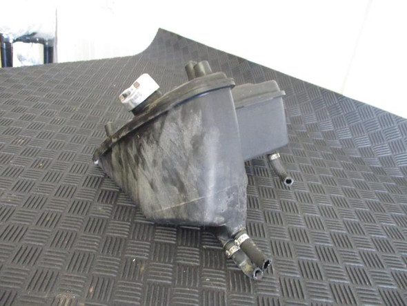 05 Harley Davidson Sportster 1200 Custom Oil Tank 2005 05 Harley Davidson Sportster 1200 Custom Oil Tank 2005