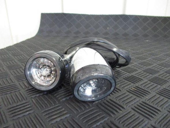 17 Harley Davison XL 1200 Sportster Roadster Left Right Front Turn Signal 2017 17 Harley Davison XL 1200 Sportster Roadster Left Right Front Turn Signal 2017