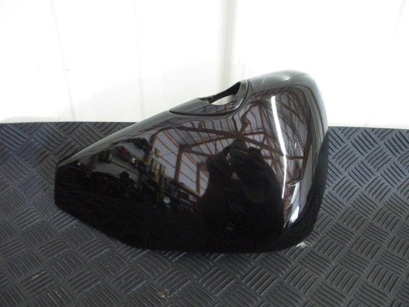17 Harley Davison XL 1200 CX Sportster Roadster Right Side Oil Tank Cover 2017