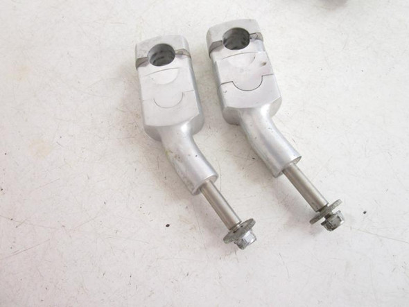 07 Honda VT 1100C Shadow Spirit Handlebar Risers 53231-MM8-000 1987-2007