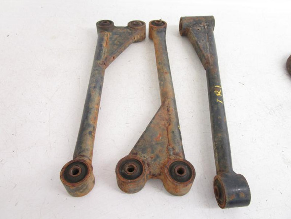 01 Suzuki LTF 500F Quadrunner Rear Suspension Arms 62640-09871 2000-2002 01 Suzuki LTF 500F Quadrunner Rear Suspension Arms 62640-09871 2000-2002