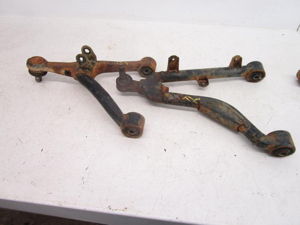 01 Suzuki LTF 500F Quadrunner Left Upper Lower A Arms 52420-09841 2000-2002 01 Suzuki LTF 500F Quadrunner Left Upper Lower A Arms 52420-09841 2000-2002