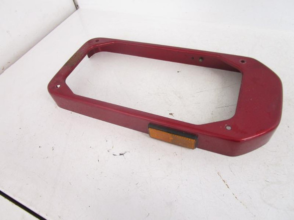 01 Suzuki VS 800 Intruder Radiator Cover Grill 17761-39A01-YC6 2001 01 Suzuki VS 800 Intruder Radiator Cover Grill 17761-39A01-YC6 2001