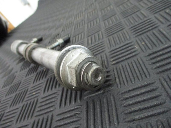 05 Harley Davidson Sportster XL 1200 Custom Rear Axle 41176-05 2005 05 Harley Davidson Sportster XL 1200 Custom Rear Axle 41176-05 2005