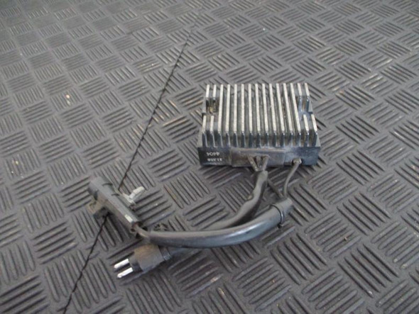 05 Harley Davidson Sportster XL 1200 Custom Voltage Regulator 74523-04 2005 05 Harley Davidson Sportster XL 1200 Custom Voltage Regulator 74523-04 2005