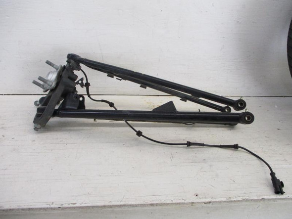 11 Can Am Spyder RSS SE5 Auto Right Front Suspension Control Arm Knuckle 2011