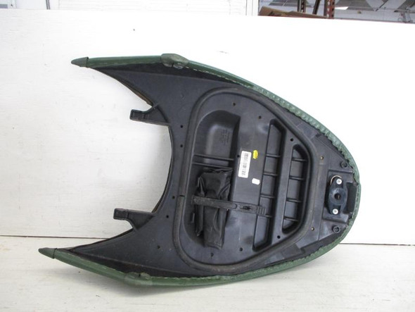 02 Sea Doo GTX DI 5564 951cc Upper Bridge Seat Latch 291001602 2002 02 Sea Doo GTX DI 5564 951cc Upper Bridge Seat Latch 291001602 2002