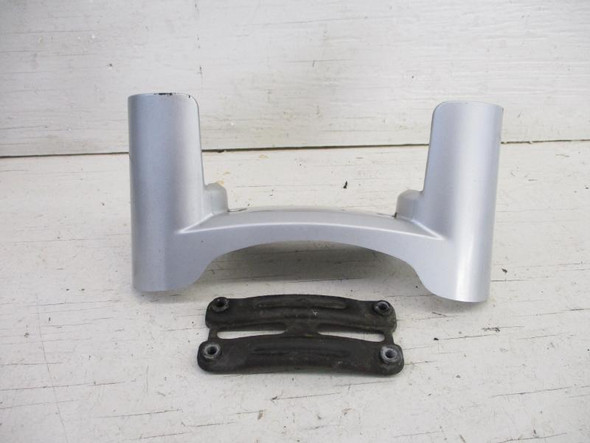 89 Honda GL 1500 Goldwing Front Fork Cover 61050-MN5-000ZA 1988-1996 89 Honda GL 1500 Goldwing Front Fork Cover 61050-MN5-000ZA 1988-1996