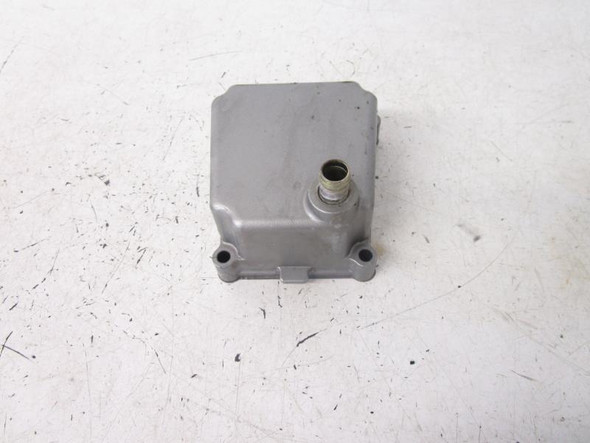 01 Suzuki GSXR 1000 Breather Cover 11370-35F00 2001-2006 01 Suzuki GSXR 1000 Breather Cover 11370-35F00 2001-2006