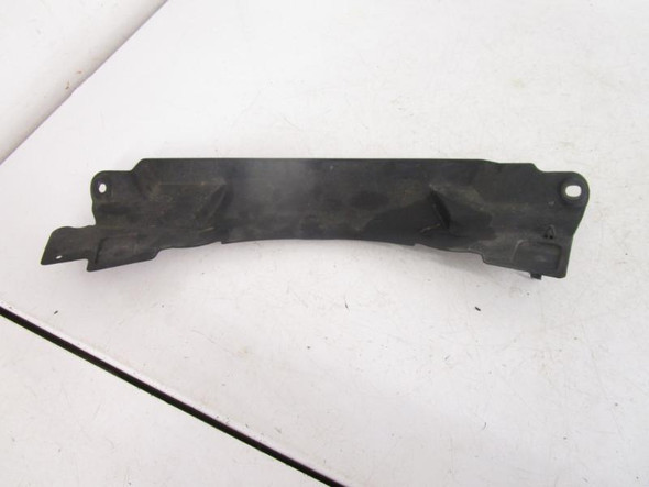 01 Suzuki GSXR 1000 Front Lower Cowl Cover 94457-40F00 2001-2002 01 Suzuki GSXR 1000 Front Lower Cowl Cover 94457-40F00 2001-2002