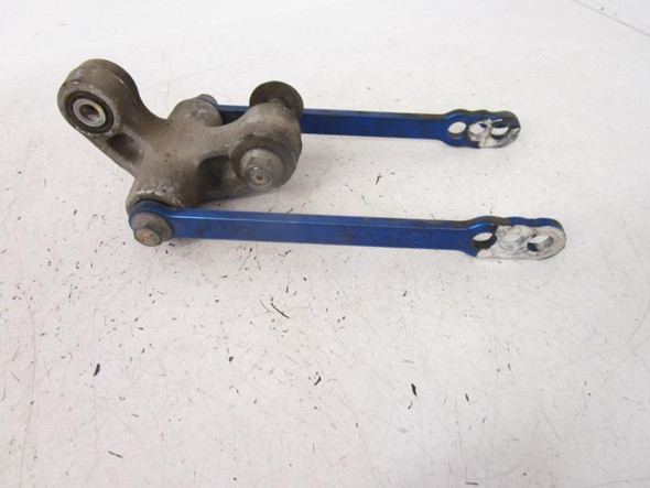 01 Suzuki GSXR 1000 Shock Linkage with Lowering Link 62600-35870 2001-2004 01 Suzuki GSXR 1000 Shock Linkage with Lowering Link 62600-35870 2001-2004