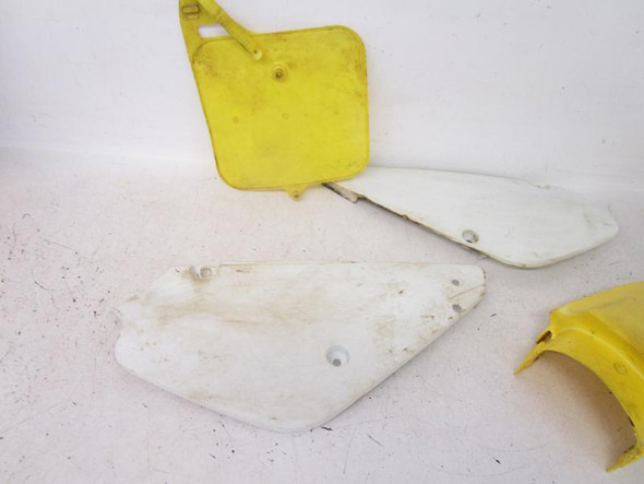 01 Suzuki RM80 Front Rear Fender Body Number Plate 53111-03B01-YU1 2001-2016