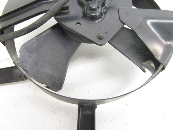 98 Suzuki GSXR 1100W Cooling Fan 17800-46E02 1996-1998 *READ DESC
