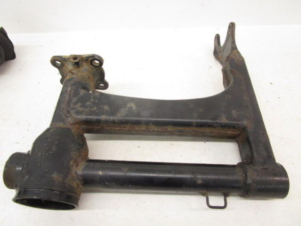 86 Honda TRX 350 4x4 Fourtrax Rear Suspension Swingarm 52110-HA7-670 1986