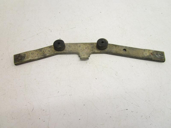 98 99 00 01 Yamaha YFM600 Grizzly Battery Bracket Stay 4WV-82128-00-00 1998-2001 98 99 00 01 Yamaha YFM600 Grizzly Battery Bracket Stay 4WV-82128-00-00 1998-2001