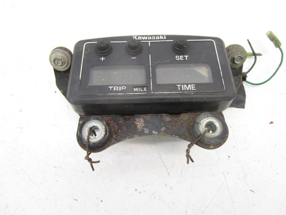 88 Kawasaki KDX 200 Speedometer Speedo 25001-1577 1985-1988 *FOR PARTS* 88 Kawasaki KDX 200 Speedometer Speedo 25001-1577 1985-1988 *FOR PARTS*