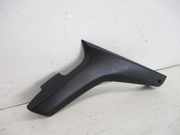 06 Suzuki DL 650 Vstrom Right Side Tank Cover 47111-06G00-291 2004-2011 06 Suzuki DL 650 Vstrom Right Side Tank Cover 47111-06G00-291 2004-2011