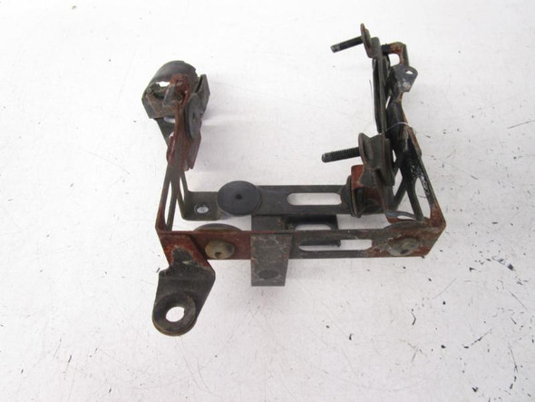 85 Honda VT 500 C Shadow Battery Tray 50325-MF5-770 1984-1986 85 Honda VT 500 C Shadow Battery Tray 50325-MF5-770 1984-1986